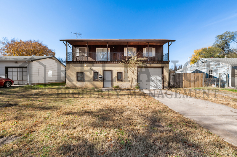 Wichita House: 4557 South Oak Avenue