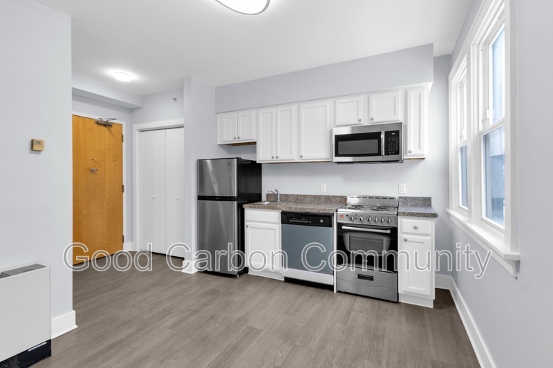 Buffalo Condo: 2136 Main St