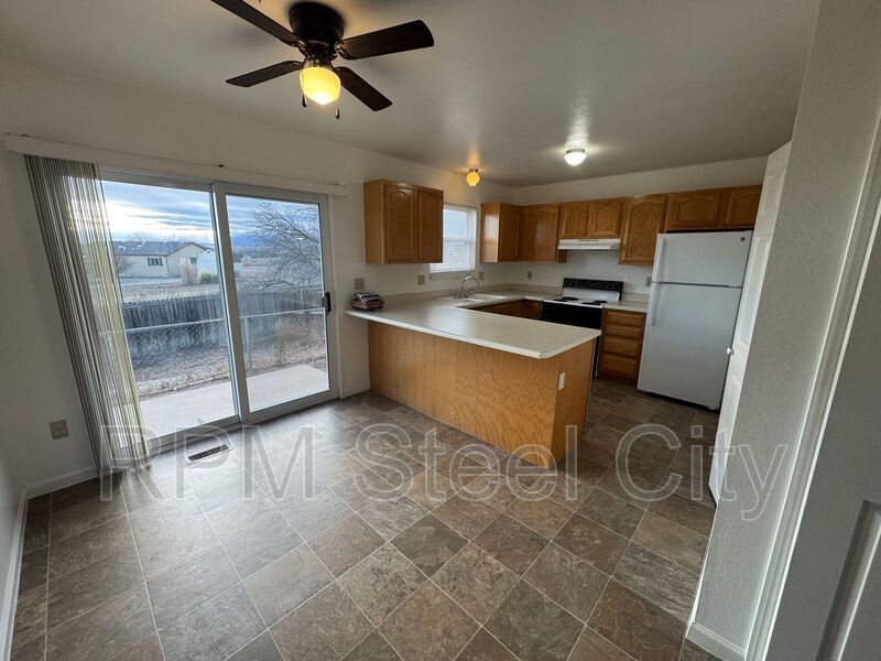 Pueblo West House: 496 - 498 Bellflower Dr