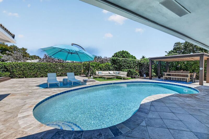 Boca Raton House: 424 SW 7th Way