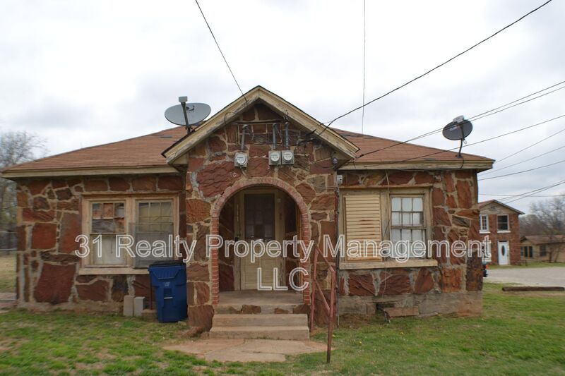 Denison Condo: 2711 W Walker Street