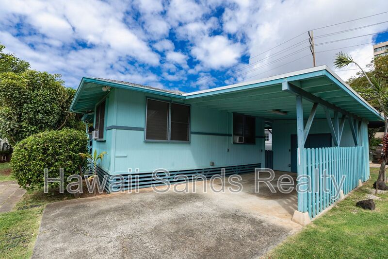 Honolulu House: 2963 Koali Rd