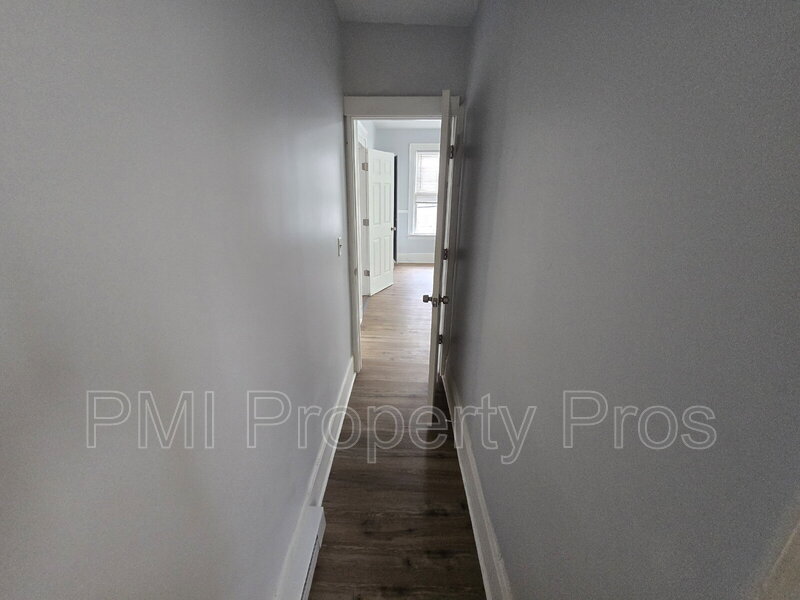 Milwaukee Condo: 2660 N 37th St