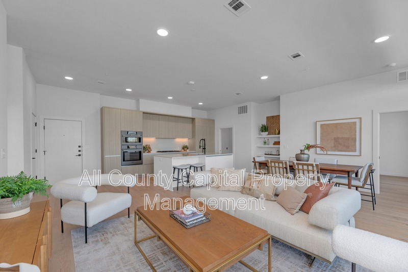 Main Rental Photo 2
