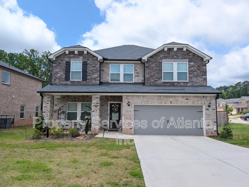 Fairburn House: 6900 Newcastle Ct