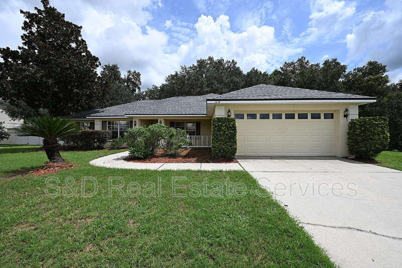 Bartow House: 1631 Taylor Landing Dr