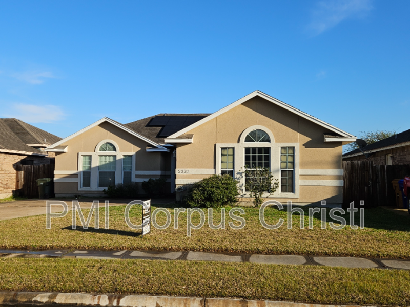 Corpus Christi House: 2337 Handlin Dr