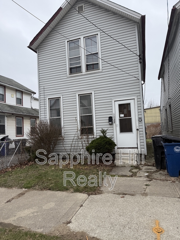 Cleveland House: 1423 East 33rd Street