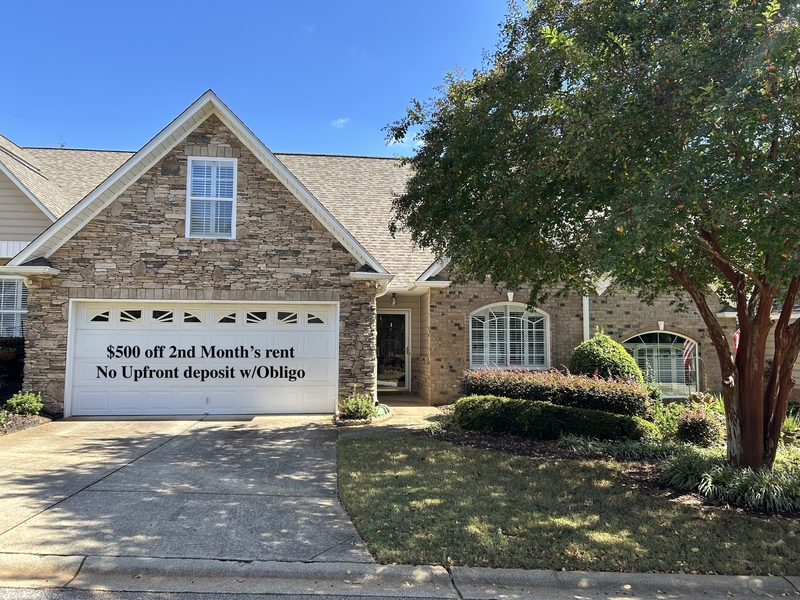 Greer House: 35 Brightmore Dr