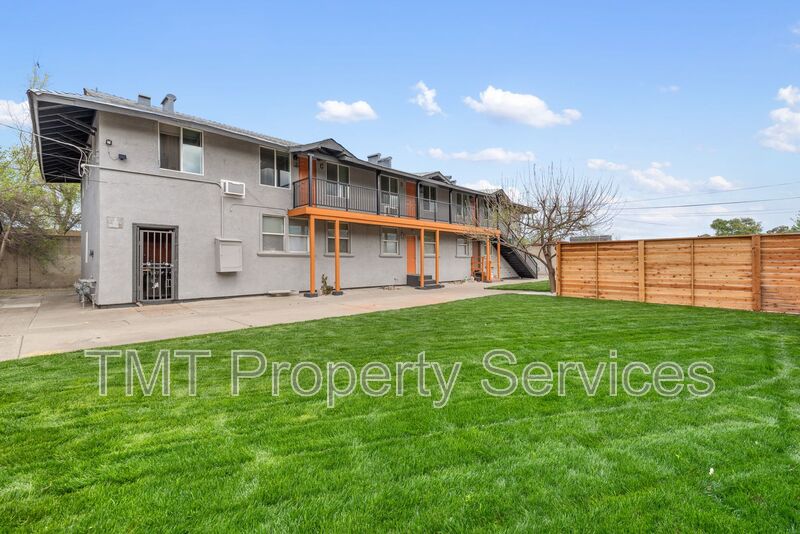 Stockton House: 1647 E. 6th St