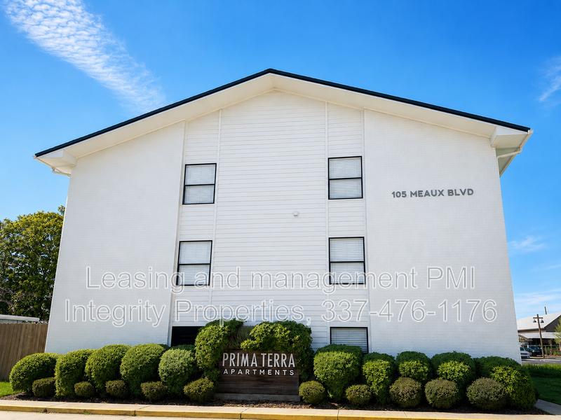 Lafayette Condo: 105 Meaux Blvd Apt 1
