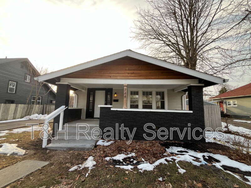 Indianapolis House: 744 Wallace Avenue