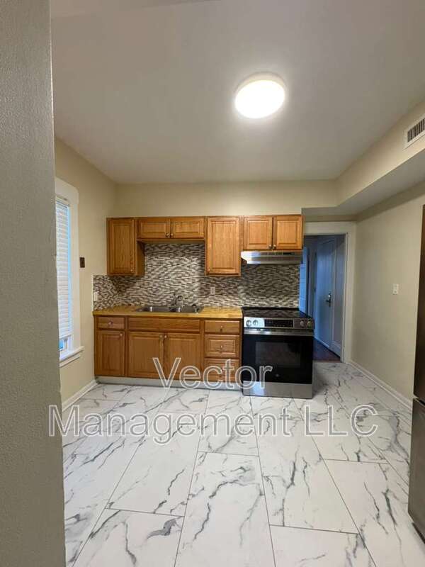 New Haven Condo: 1400 Ella T Grasso Boulevard - D