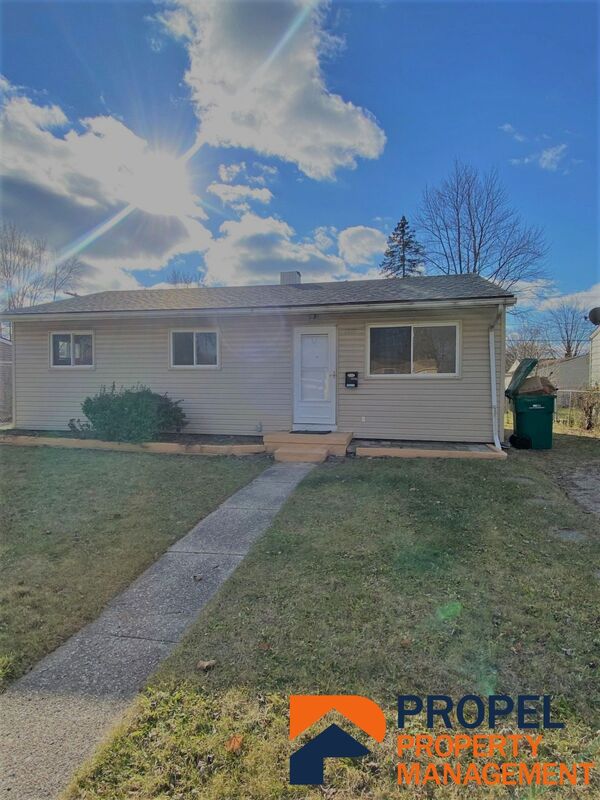 Ypsilanti House: 1201 Red Leaf Lane