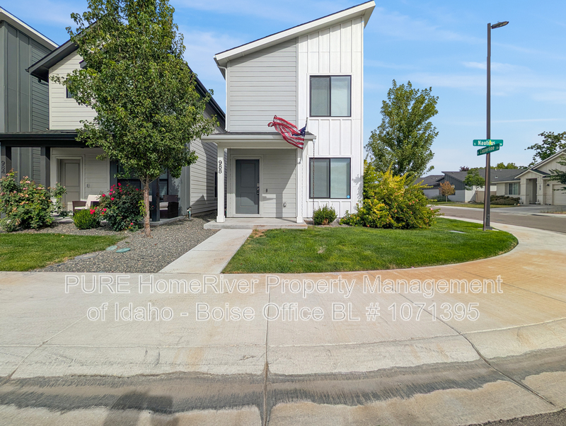 Boise House: 988 S Nautilus Ave