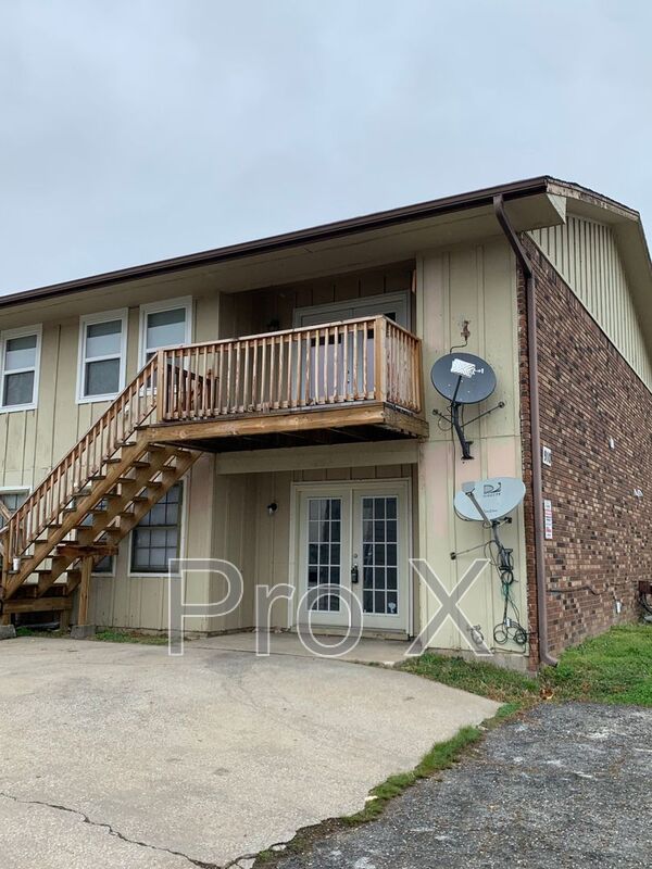 Joplin Condo: 910-912 S Connecticut Ave