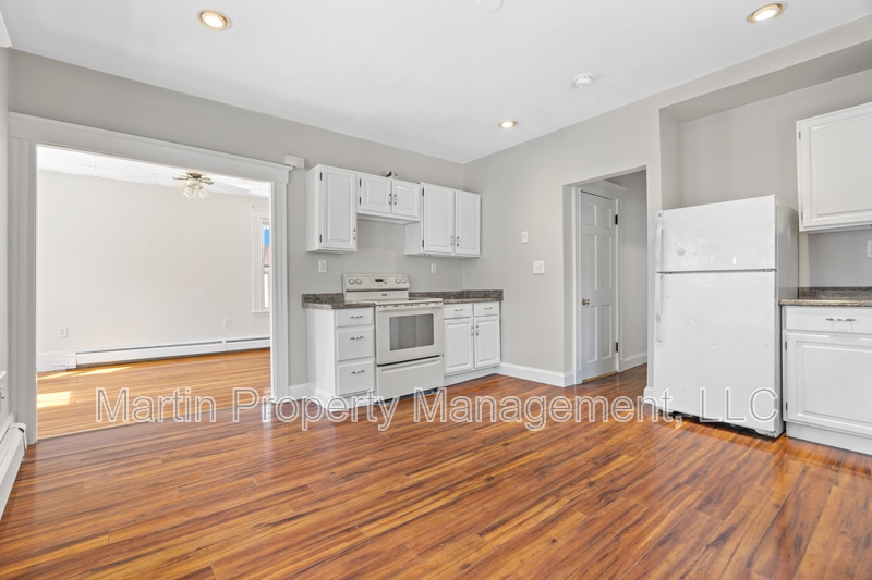 Salem Condo: 23 Park Street - 1