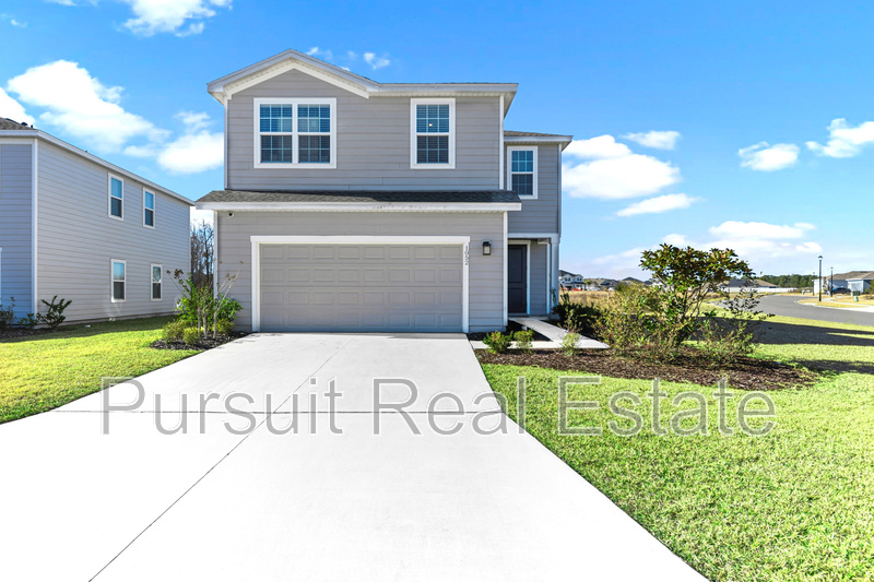 Jacksonville House: 1052 Victoria Hills Court