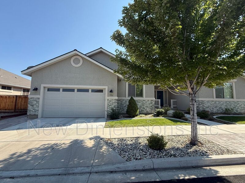 Gardnerville House: 1317 Cedar Creek Circle