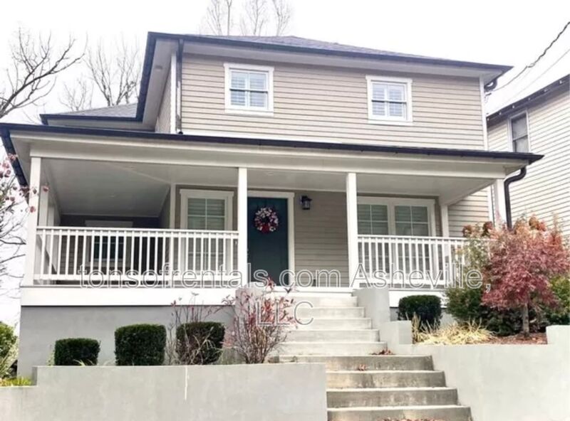 Asheville House: 240 South Beaumont Street