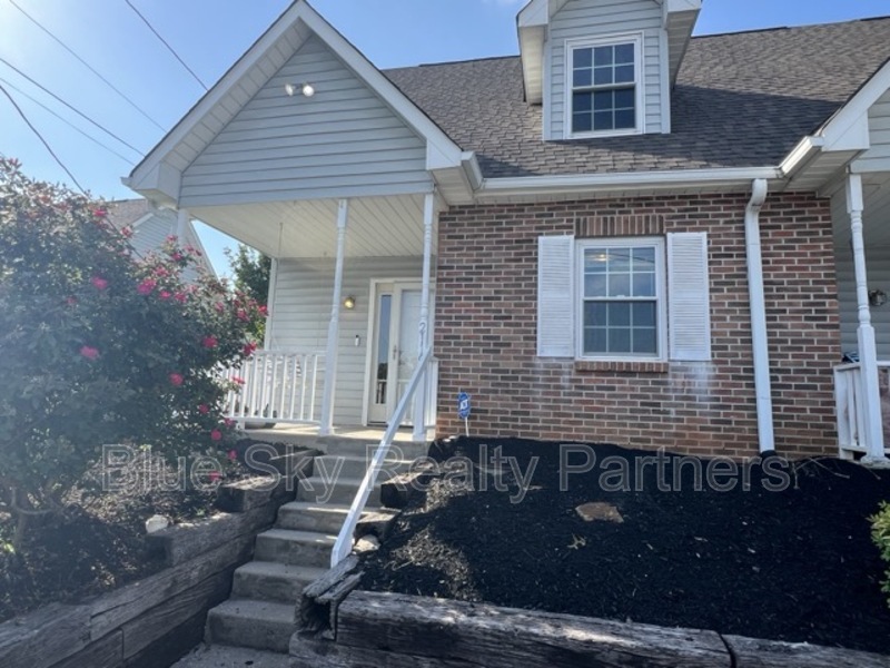 Knoxville Condo: 2119 Silverbrook Dr