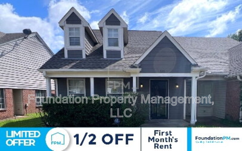 Cordova House: 1530 Estacada Way