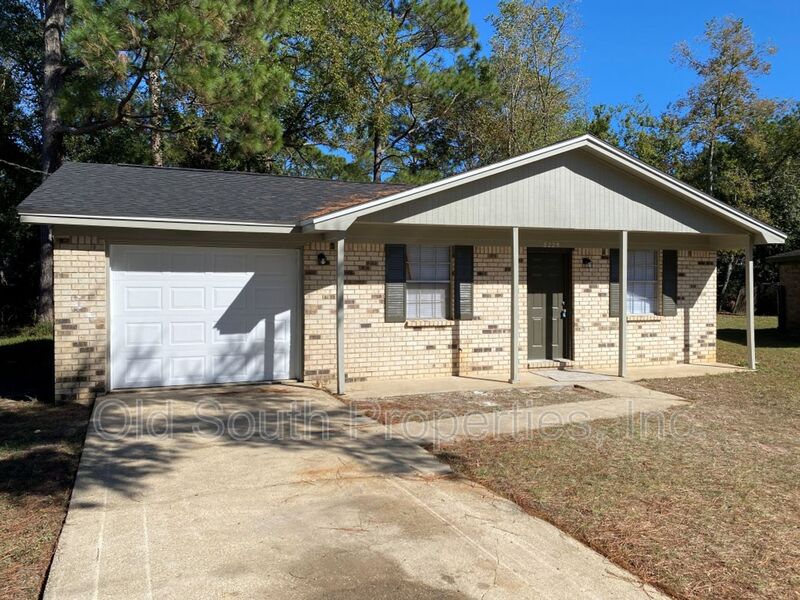 Pensacola House: 8225 Impala Ct