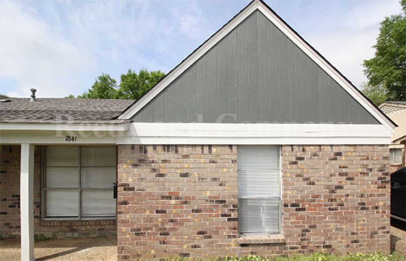 Memphis House: 1841 S Perkins Rd
