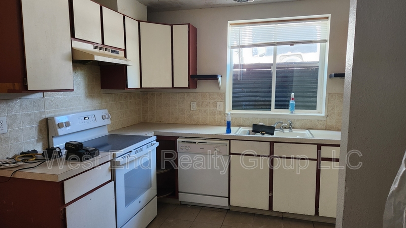 Loveland Condo: 1023-1029 North Washington Avenue - 1023