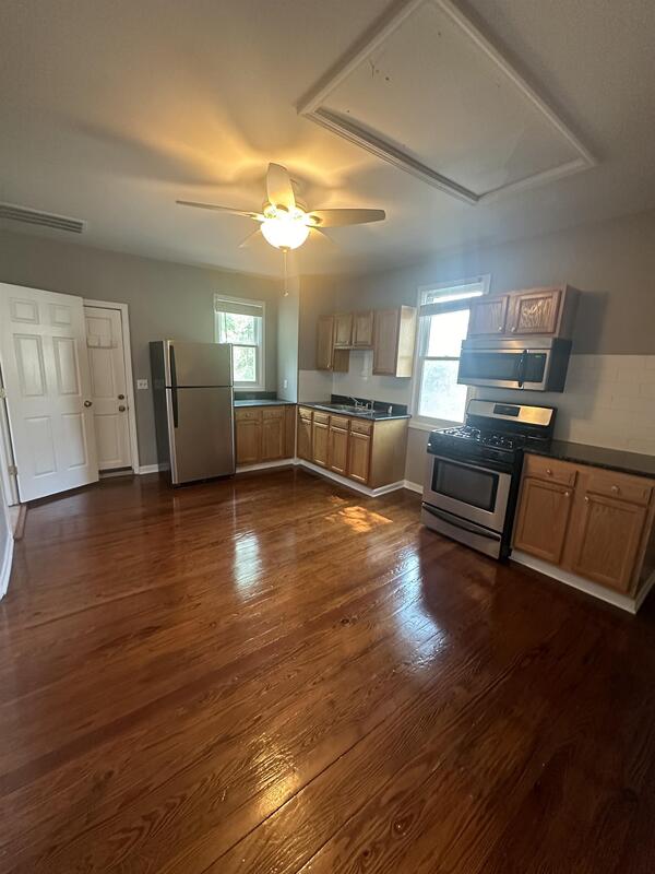 Cleveland Condo: 2132 West 11th Street - Upstairs