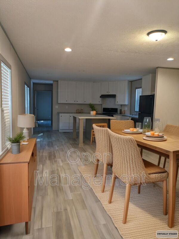 Springfield House: 4950 West Farm Road 156