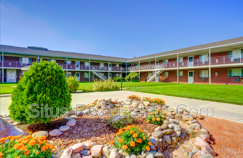 Lakewood House: 375 S. Depew St.