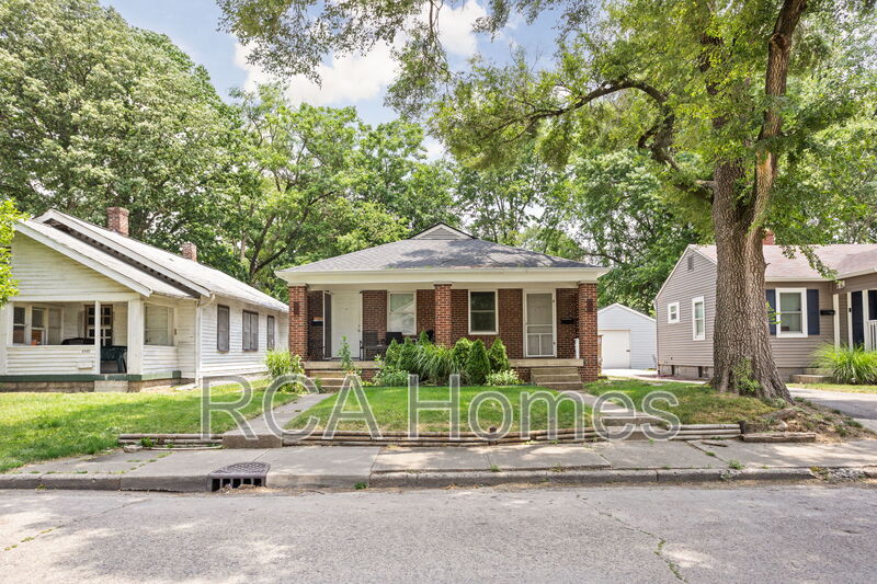 Indianapolis House: 4537 Crittenden Avenue