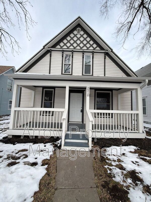 Lincoln House: 2510 P Street