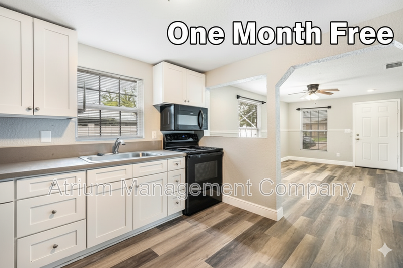 Tampa House: 3703 E North Bay St