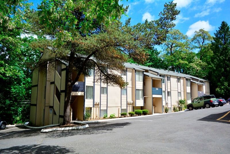PORTLAND Condo: 3618 SW BEAVERTON HILLSDALE HWY