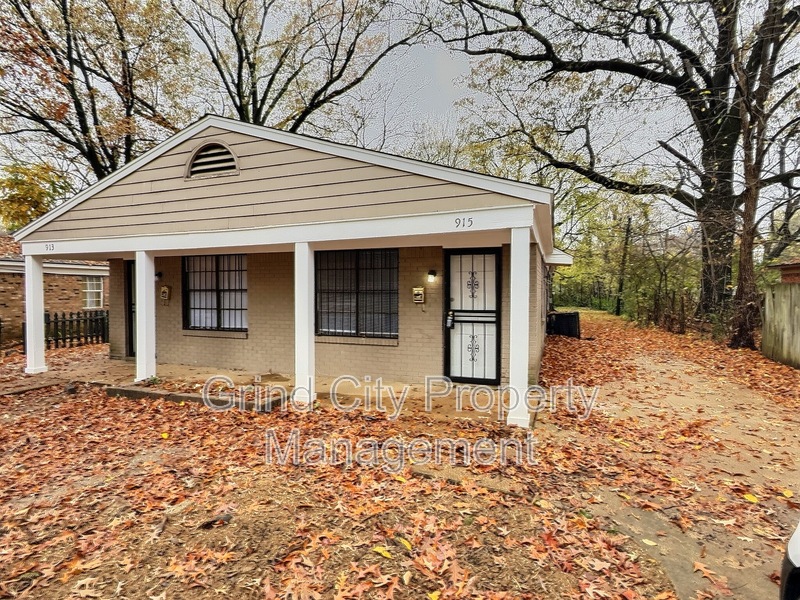 Memphis Condo: 915 Pope Street