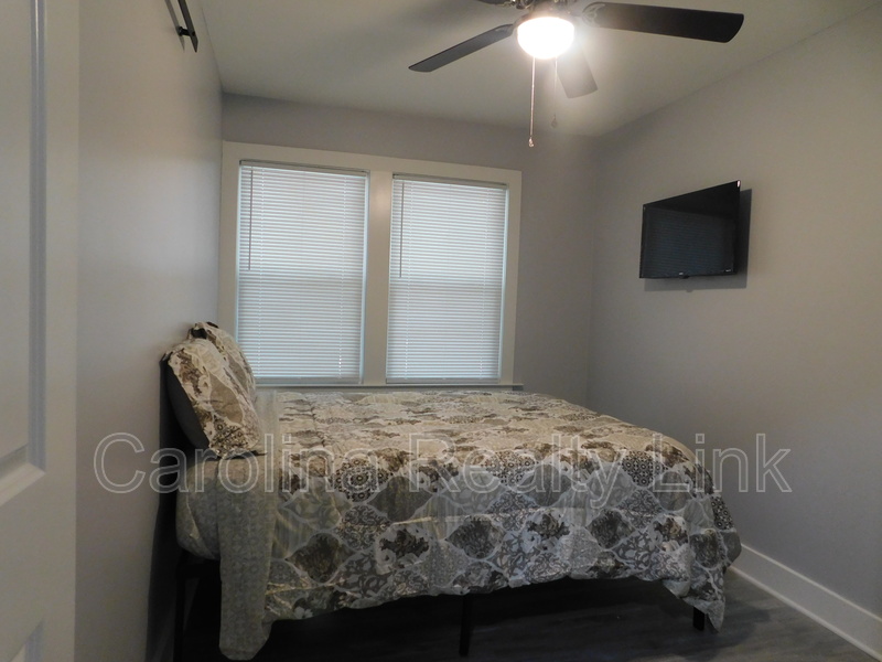 Charlotte House: Thriftwood Dr