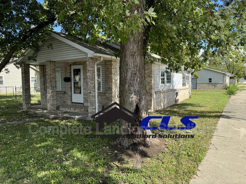 West Terre Haute House: 630 South 7th Street