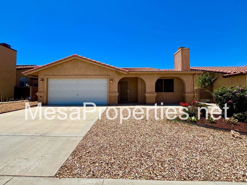 Victorville House: 13024 Rainwood Ct.