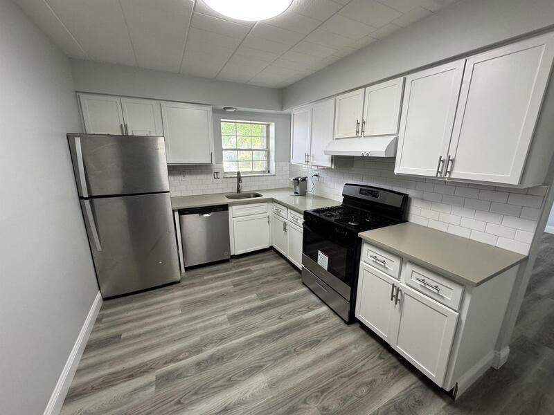 Avalon Condo: 906 Erdner Avenue - 4