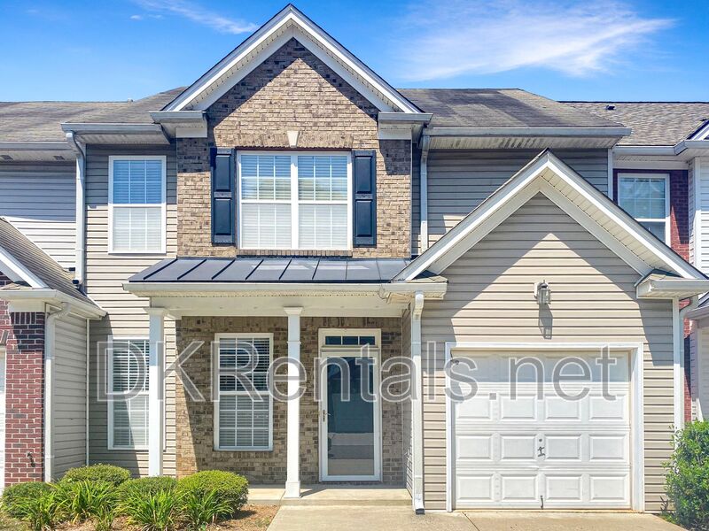 Cumming House: 3033 Kentmere Drive