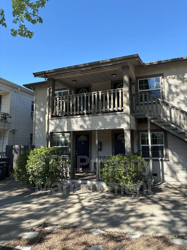 Sacramento Condo: 1233 V Street