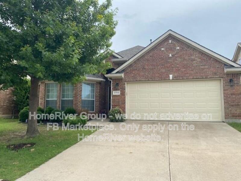 Fort Worth House: 11744 Wild Pear Ln