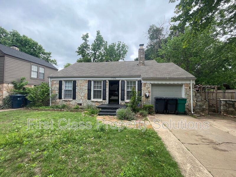 Oklahoma City House: 1126 NW 55th St