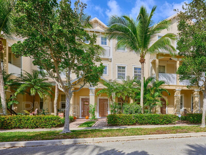 Jupiter House: 105 E Pigeon Plum