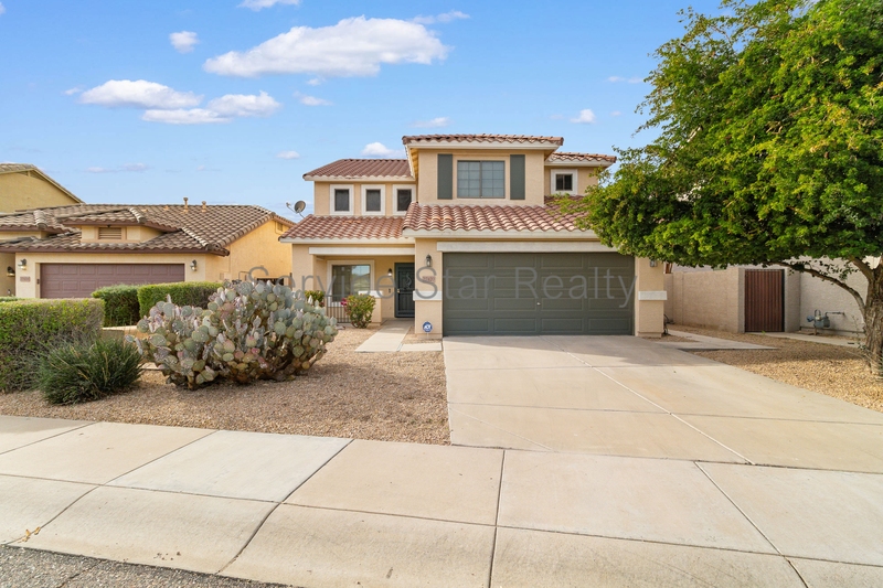 Phoenix House: 27420 N 63rd Dr