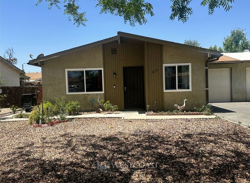 Hemet House: 627 Solano Dr.