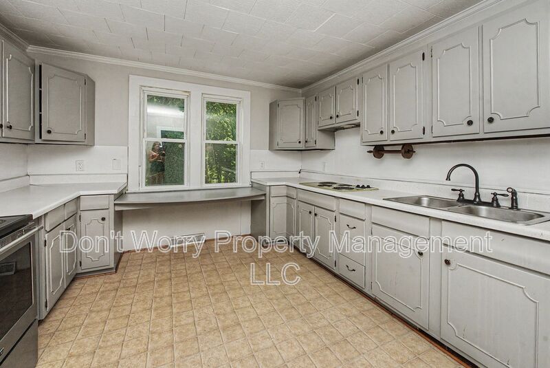 Winston Salem House: 4106 Lexwin Avenue