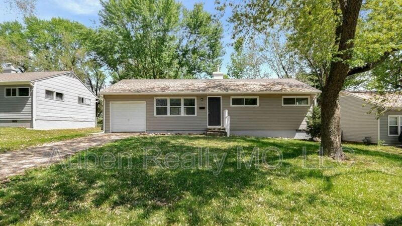 Kansas City House: 11427 Richmond Ave.